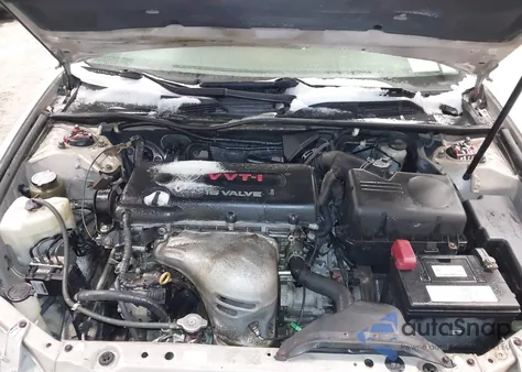 2004 Toyota Camry Le/Xle/Se z USA, uszkodzony, nr VIN 4T1BE32KX4U921730